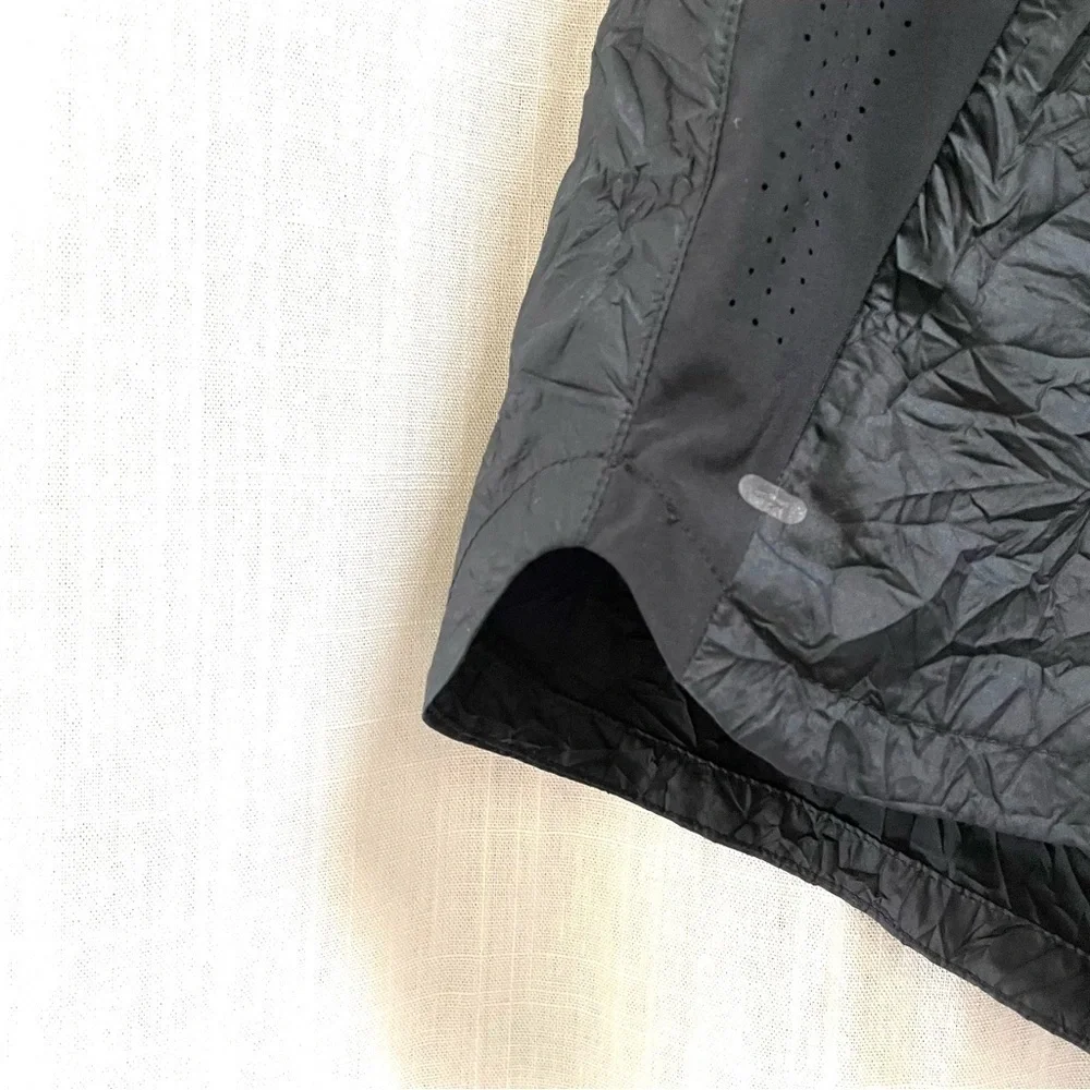 RARE! NIKE Tech Pack Woven Crinkle Shorts Lined in Black size large